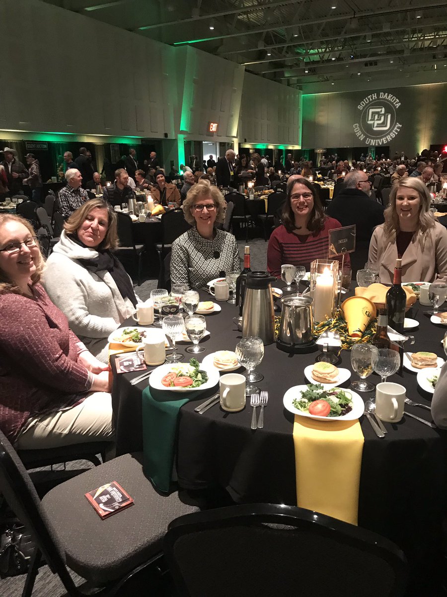 PaulsenAg's tweet photo. We’re in Sioux Falls at the @sdcorn Annual Meeting. #LeadingAg https://t.co/QBksCs6l2V