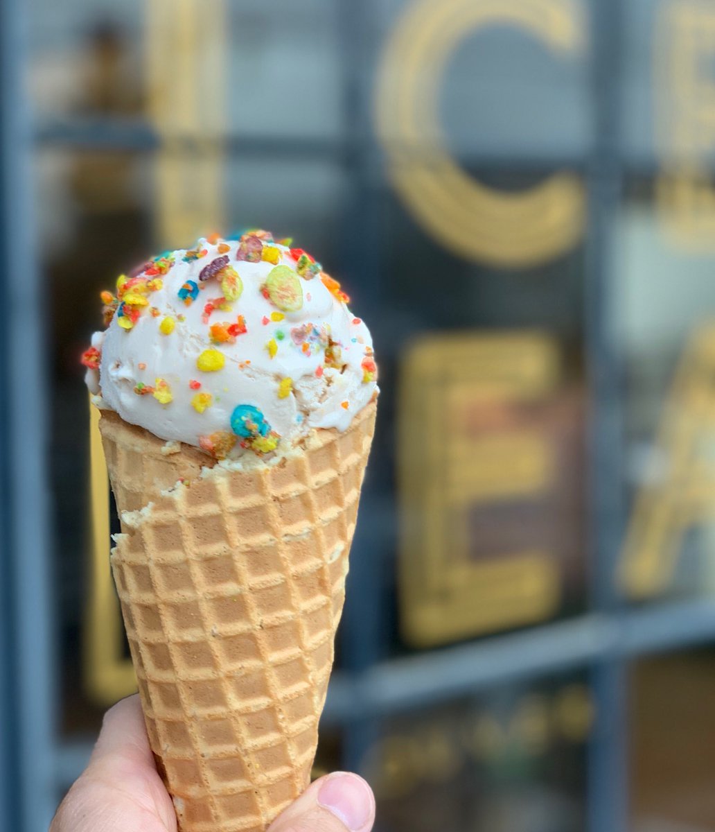 treatvancouver's tweet photo. doc says to get more vitamin p // 📷 fruity pebble cereal milk returns 🍇🍊🍋🍓🥣🥛 .
.
.
#eater #couveeats #eaterpdx #foodgawker #handmade #treatvancouver #cerealmilk #fruittypebbles #vancouvermade #icecream #vancouverwa #f52grams https://t.co/xvcSJf4oIT