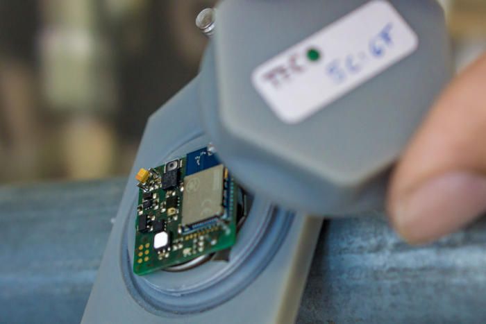 Lance_Edelman's tweet image. #IoT devices proliferate, from #SmartBulbs to industrial vibration #sensors - buff.ly/2Rfbljh #technology