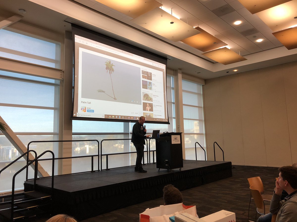 tomcastiglia's tweet image. The gauntlet has been thrown down.... @joeloleson challenges #SPSSD speakers to include 3-D content in our next presentation.