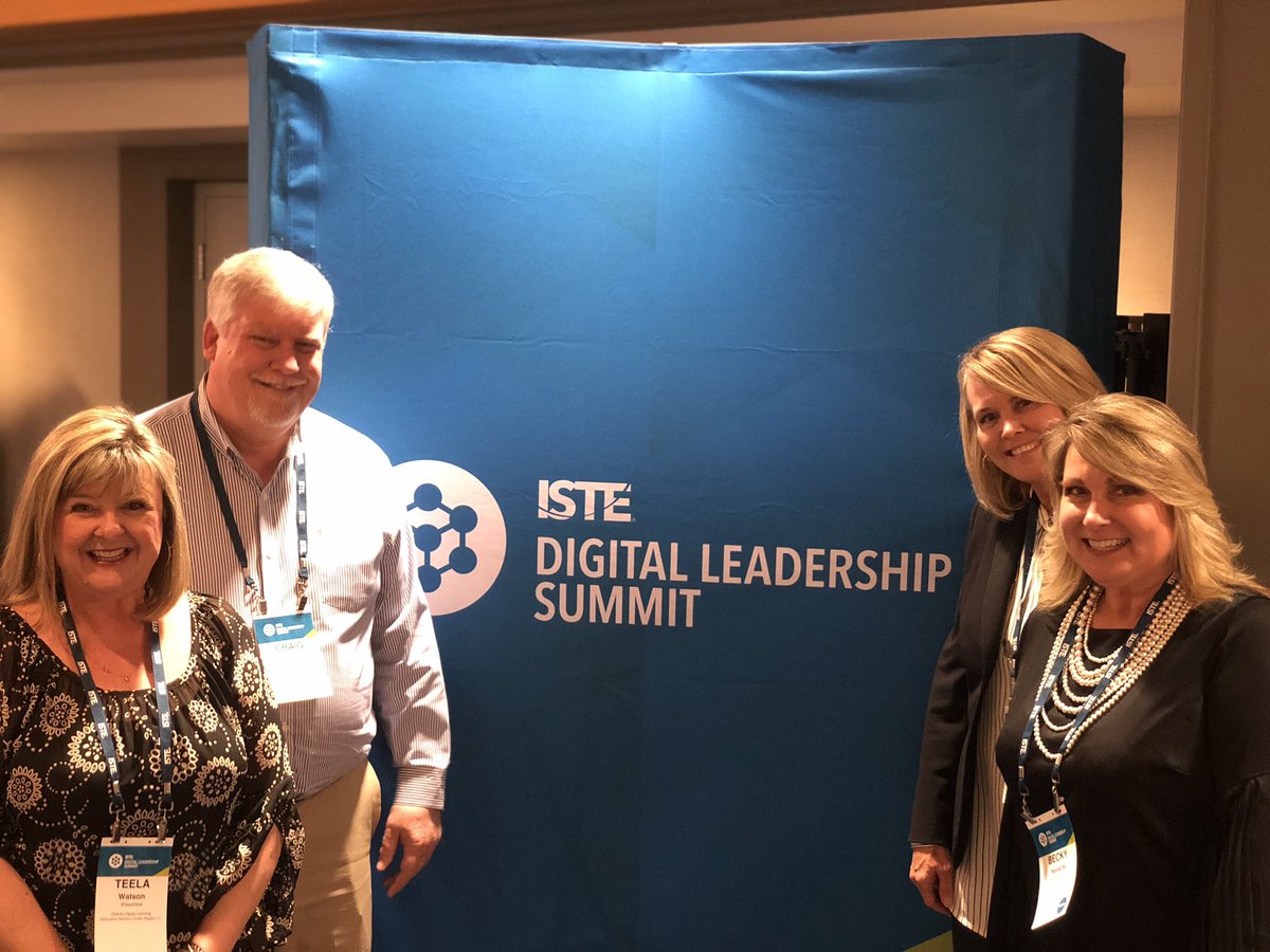 teachtrw's tweet photo. The Texas entourage at the ISTE Digital Leadership Summit in Santa Clara, CA. @ESCRegion11 @Region10ESC @FortWorthISD @dallasschools https://t.co/O2f0qJ4oAR
