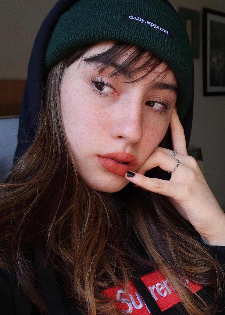 oridemierda's tweet photo. ✧･ﾟ: *✧･ﾟ:* 　hola　 *:･ﾟ✧*:･ﾟ✧ https://t.co/jMZMmUiRm0