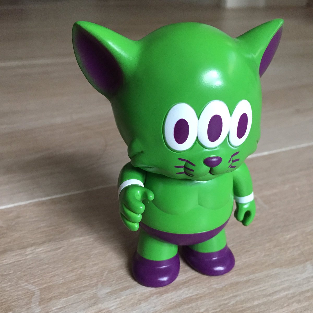 MattcrossF's tweet photo. My first wrestler calmcat 
はじめまして
 #oneup #sofvi #softvinyl #wrestlerart #calmcat #ajtokyo #artjunkietokyo #ttf #svwa https://t.co/ykHUT1Ota0