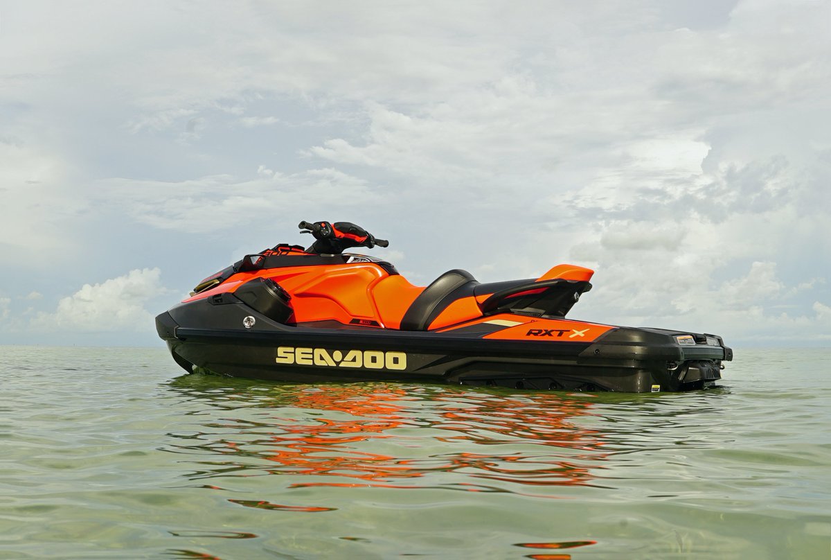 The RXT-X 300 is the 'ultimate offshore performance watercraft.' - @TopSpeed. Read review: bit.ly/2Sl2EA5 #SeaDoo #SeaDooLife #musclecraft #racing