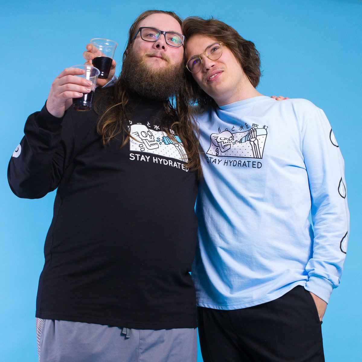 Cold ones joe. Cold1yy. Cold ones. Te cold one. женщина мерзнет.