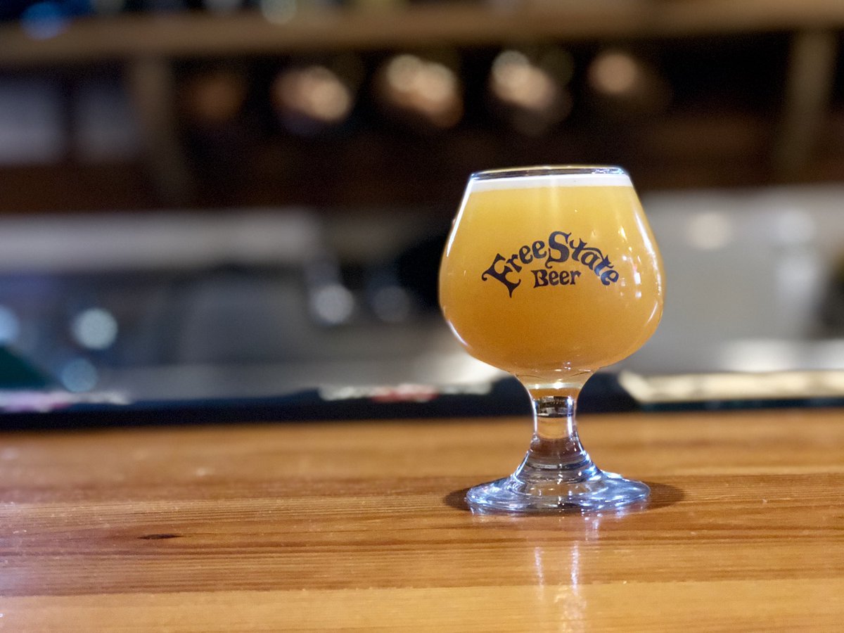 eGrandstand's tweet photo. The baby Belgian: forever a fav.
#tasterglass #sampler #beerflight #craftbeer #belgianglass https://t.co/oh9xa8HFaZ