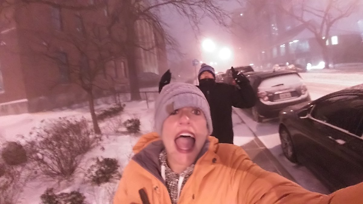 acsikos82's tweet photo. Snow what?!?! #Inwx #indy #WTHRSunrise loving Indy in the snow https://t.co/P16dwvpmGe