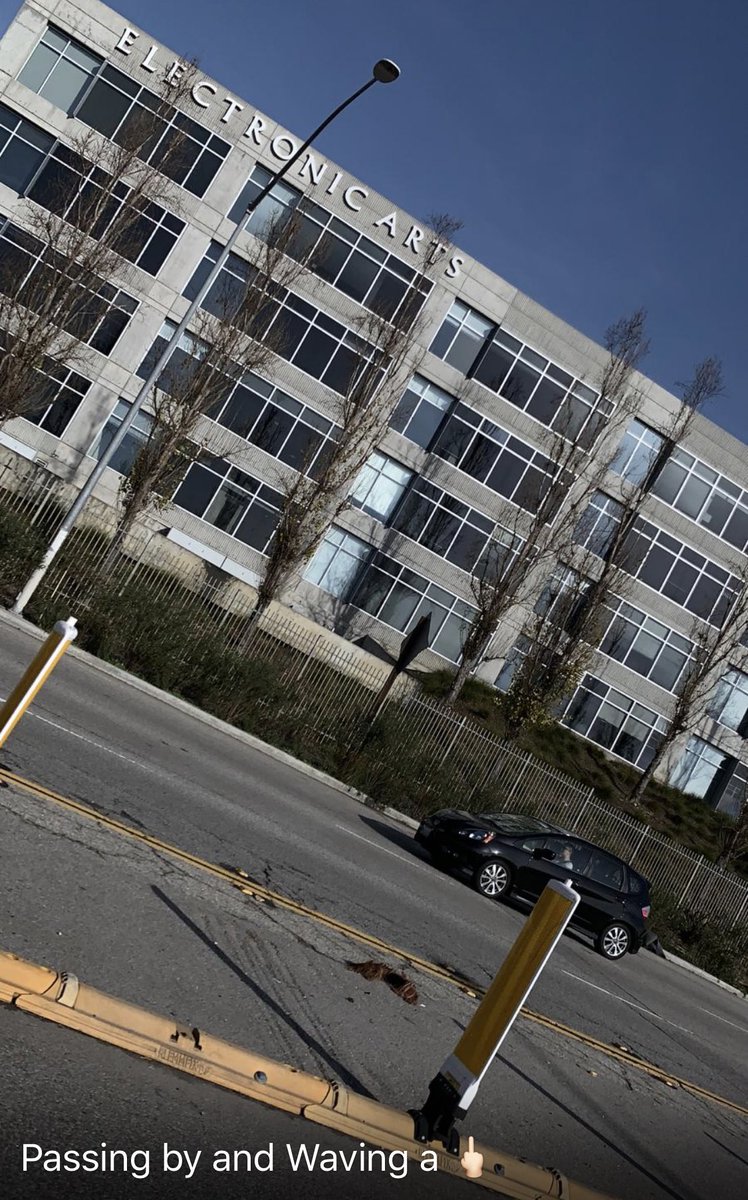 NationsCon's tweet image. #fifamobile @EA #EASPORTSFIFA   🚗.............💨 👋 🖕