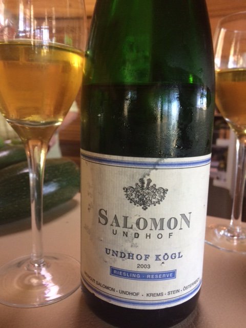wanderingpalate's tweet photo. Raided friends cellar yesterday and found a Salomon Riesling Kogl Reserve 2003 drinking perfectly with 15 years in bottle...rich golden colour, honey scented and bursting with concentrated lime, gorgeous olive oil texture.... https://t.co/Bk2YC5DoIR https://t.co/2Lko2XZ5zt