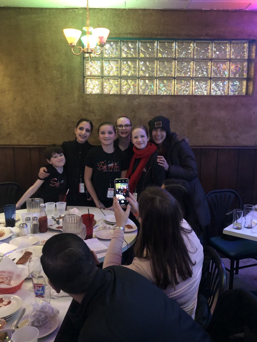 Kids got phot bombed by Lisa!!! Go Starfire!!!