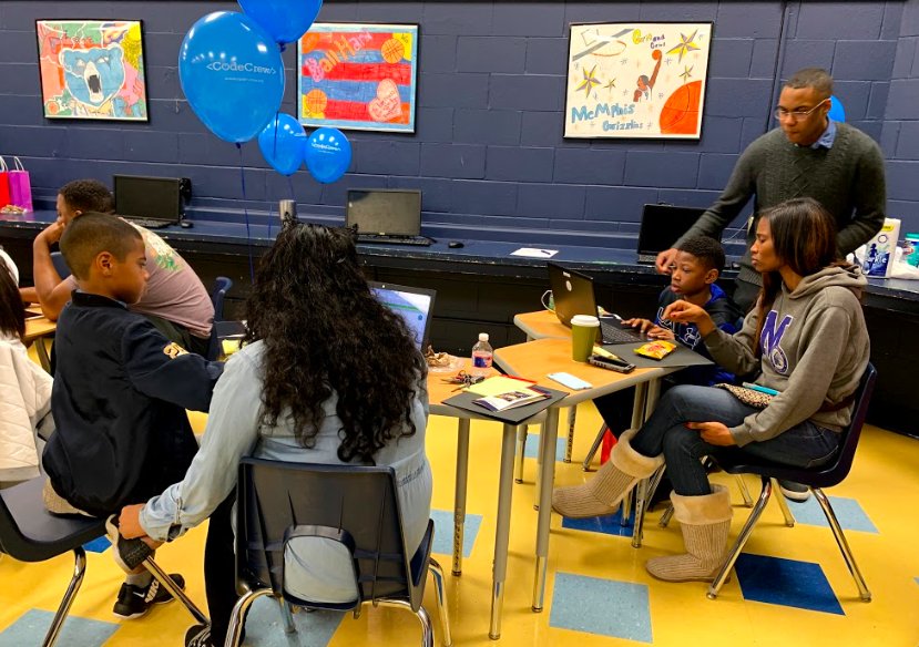 _CodeCrew's tweet image. Family Fun Day of Coding was a success! We hosted this special event in honor of Dr. King and #MLKDAYSofService 2019!
Thanks to all the families and volunteers!!
#gritgrindcode