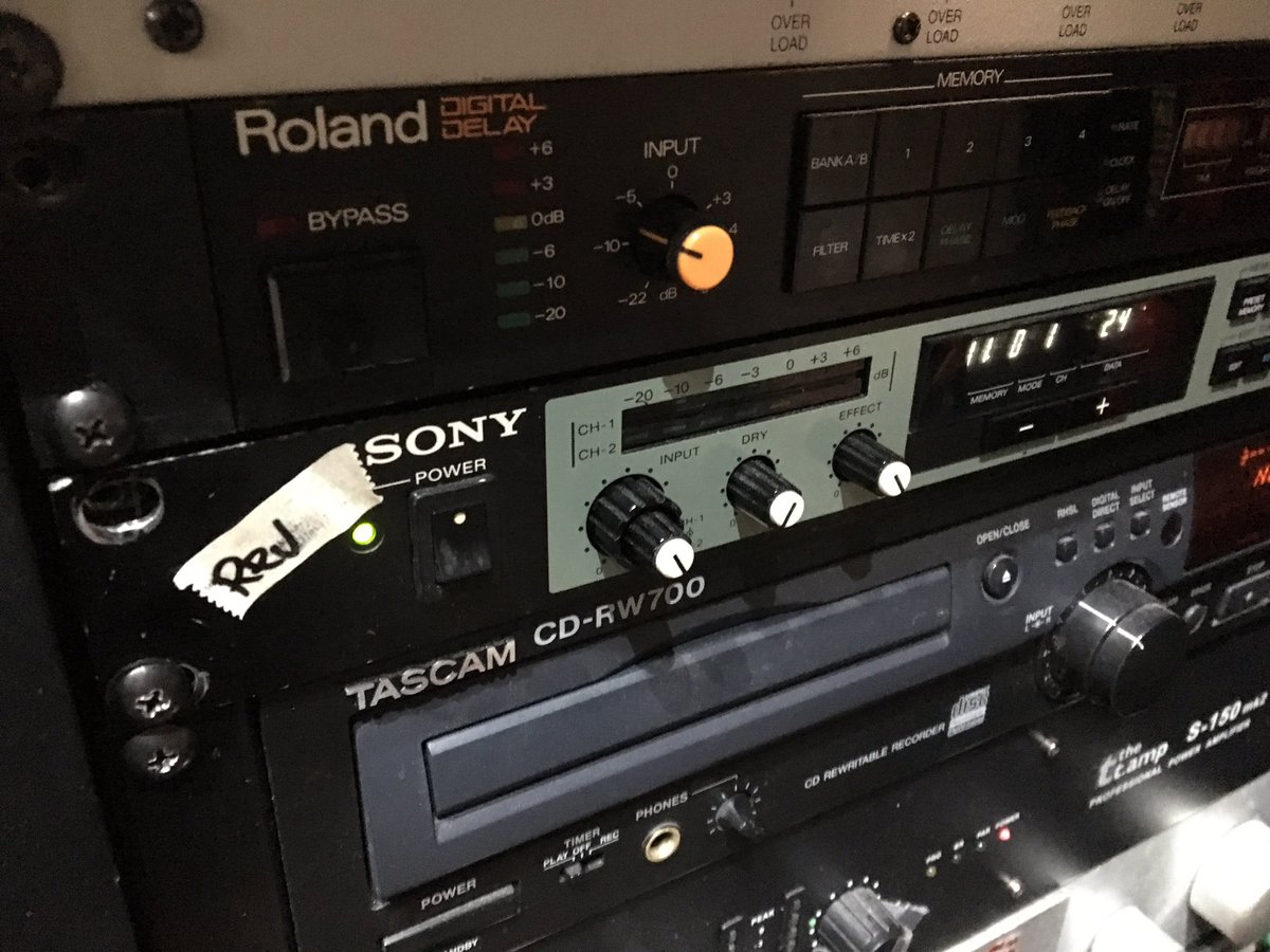 odakurayu's tweet image. 長丁場終わった〜^_^
カッコ良いはず。寝る

#trackdown #mastering #mixing #manleylabs #1176 #21176limitingamp #apiaudio #api560 #purpleaudio #api550b #purpleaudioaction #pulteceq #universalaudio #uad2 #studio