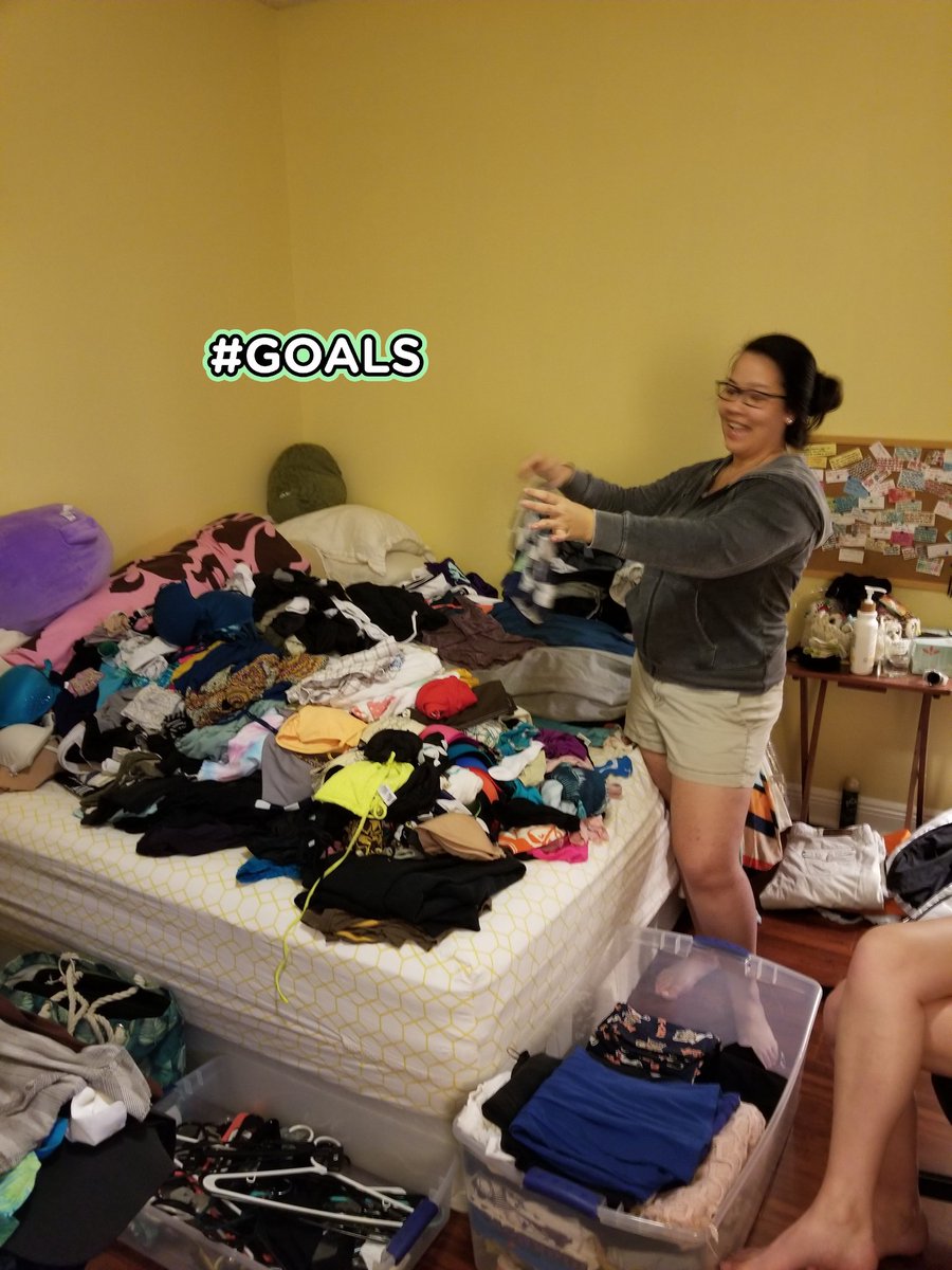 reddericktv's tweet image. Almost halfway through MT. @TictacFreshTV on our way to being tidy!

#mykonmari #minimizing #sparkjoy
