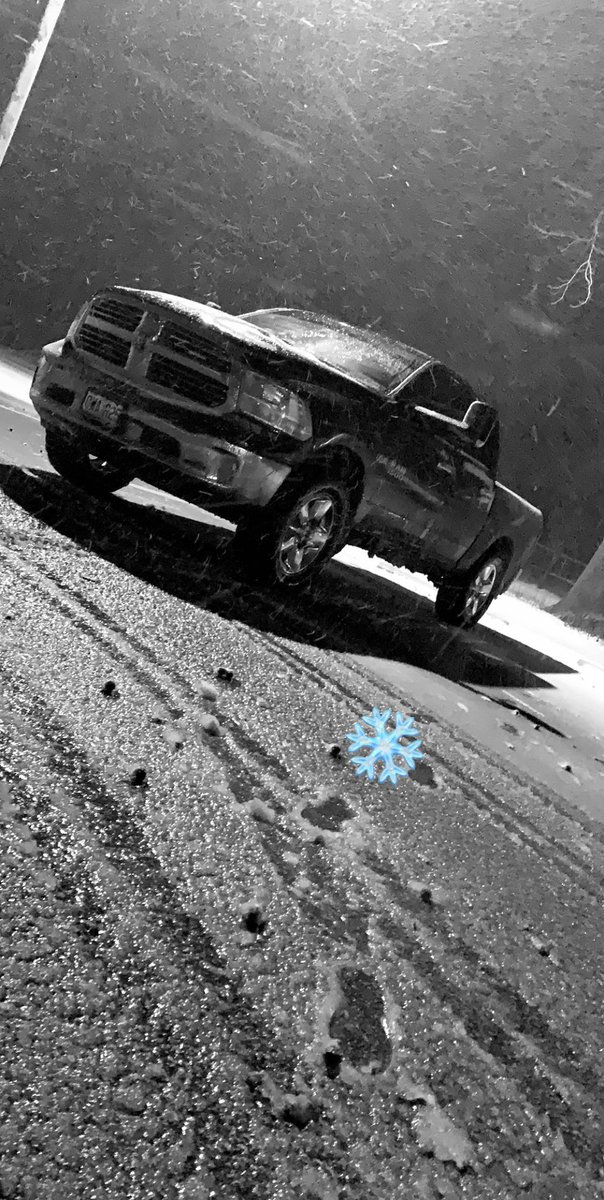 devoncameron17's tweet image. Icy❄️