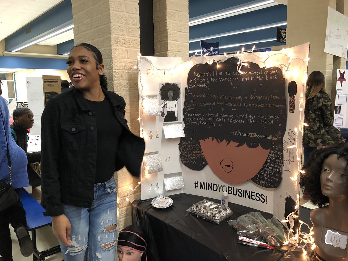 JessycaMathews's tweet photo. Some of the display favorites of Cavalier Activism Day ✊🏾
@CarmAinsHS @CMattern21 #cavspride #CAVOICE https://t.co/j1Bd7Y0Nft