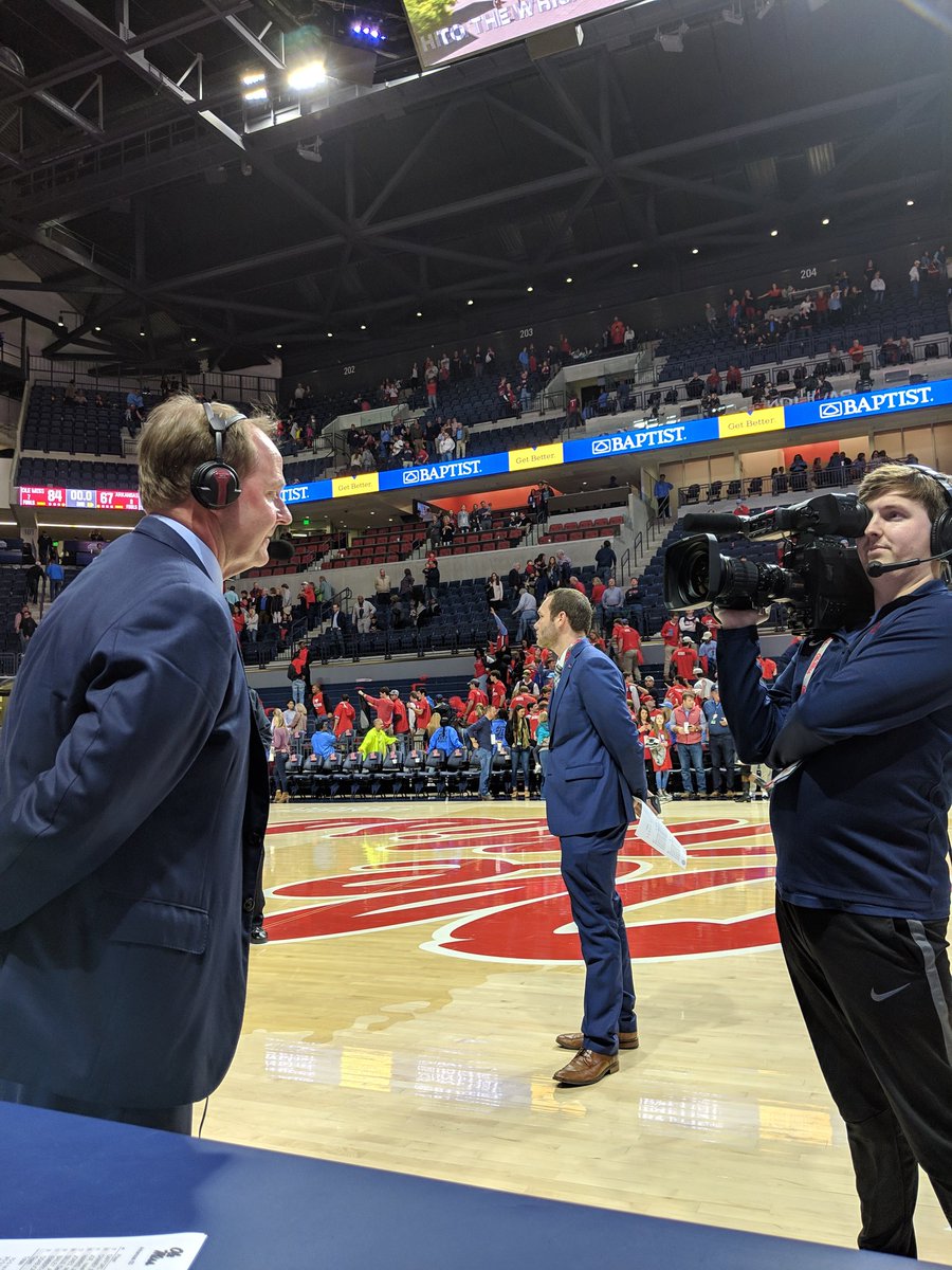 debbieantonelli's tweet photo. Post game @RebelCoachDavis @OleMissMBB Big win in sold out Pavillion over Arkansas. Offensive Balance, speed, toughness, 3 level scoring, high motor, multiple defenses & attention to detail! That a tough combo to beat when connected! @AP_Top25
#DNelliScoutingReport https://t.co/VSYIsdq8Cw