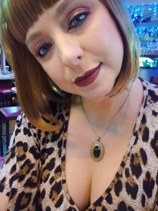 A quick bite then night night. Sooo sleepy🌛 https://t.co/Plrb2nDan5<a href="/tag/momcomesfirst"class="tags"><span>#momcomesfirst</span></a>