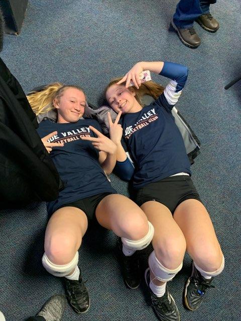 JVVC 16 Smack traveled to the Empowered Sports Complex in Fort Wayne today for their 1st tournament of the year. Competing in the MLK Challenge, they went 1-2 in pool play dropping 2 matches in 3 sets. Good day to get some play under their belts. Silver Bracket tomorrow!