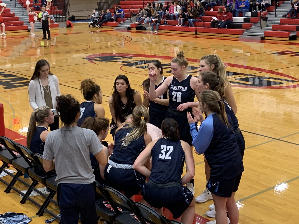 DoubleSXpress's tweet photo. The Vikings trail the Saints 23-11 after 1 quarter. @WWUbasketball @WWUAthletics https://t.co/mTD3ANglyw
