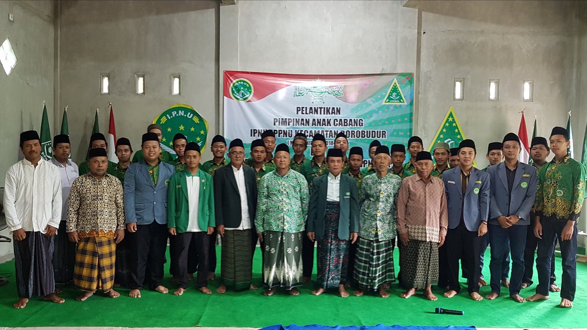 Selamat atas dilantiknya pengurus Pimoinan Anak Cabang IPNU Kec. Borobudur 2017-2019, semoga senantiasa ikhlas sabar dan amanah sehingga dapat meberikan manfaat kepada pelajar borobudur pada khususnya dan magelang pada umumnya.