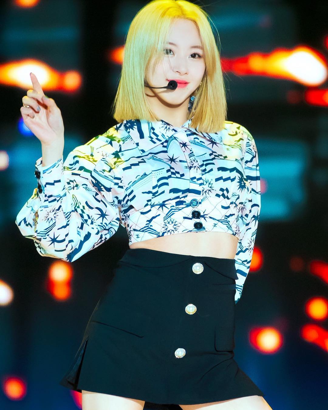 石川/석천🍑🇰🇷 в X: „1日1TWICE 53日目 今日はチェヨン！ 金髪