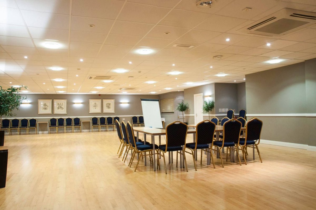 Is your company’s annual meeting approaching? Find out why Hotel Collingwood – with our immaculate conference rooms and affordable delegate packages – makes for the perfect venue in which to stage such a gathering…

hotelcollingwood.co.uk/why-host-your-…