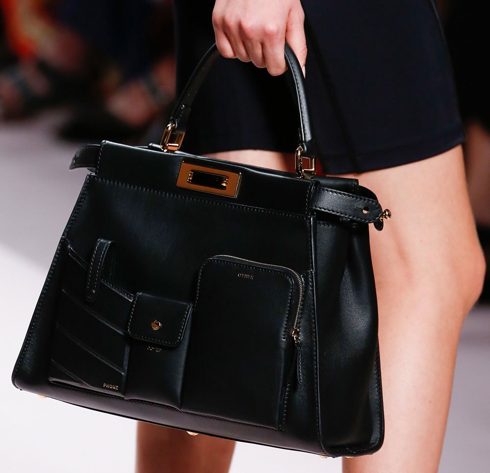 sindivanzyl's tweet photo. #Fendi Peekaboo 🔥🔥🔥 https://t.co/37e5A1Lswy