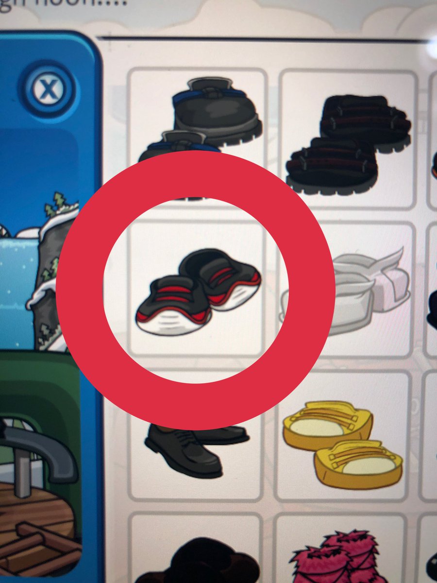 RetxroCPO's tweet photo. @CPOFANPAGE I think these are the shoes that look really similar https://t.co/4MkOPRyUoS