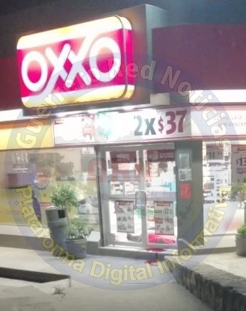 GroRednoticias's tweet photo. Minutos antes de las 23:00 horas de este sábado, un empleado de la tienda #Oxxo, ubicada en el Conjunto Habitacional Real Hacienda, en #Acapulco, fue asesinado a balazos. https://t.co/3f0Gn4brIK