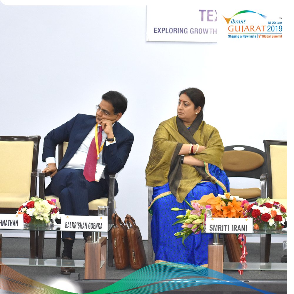 VibrantGujarat's tweet photo. #TextileConclave discussion panel comprised #Industry captains, #GovernmentLeaders, #PolicyMakers and think tanks to deliberate, discuss and arrive at a way forward to sustain the growth of #TextileIndustry in India, and to support the initiative of creating a #NewIndia. #VG2019 https://t.co/FPEhL1I2yt