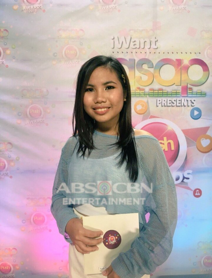 RellonRosalia's tweet photo. @ABSCBN Love you bbLie #ANGELIEiWantASAP  @itsmeangelieofc https://t.co/6Ka7Ex0eGT