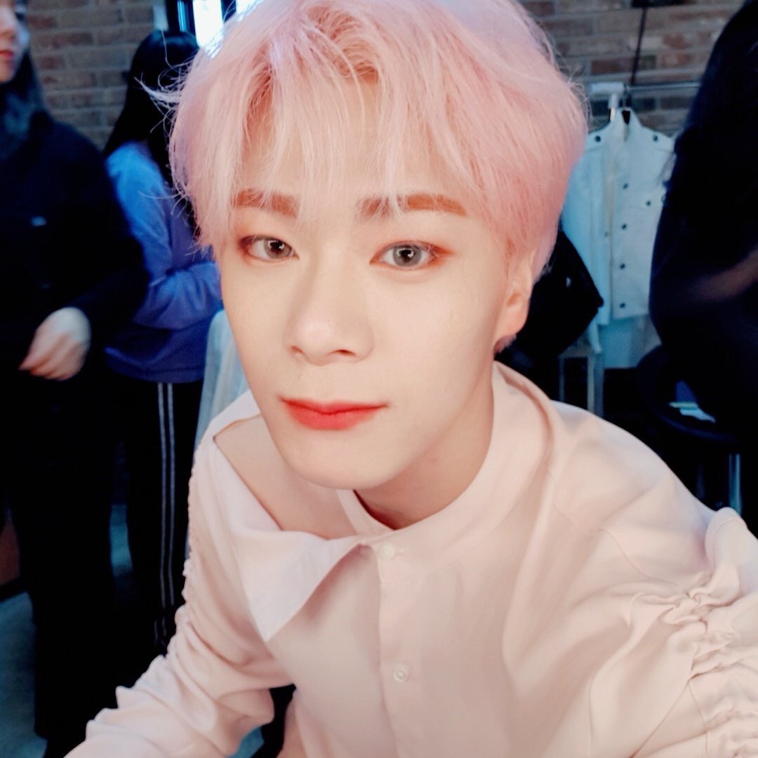 두근두근하구나아~😁
#아스트로 #밤새도록 #전화해