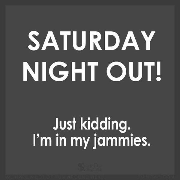 What is everyone doing tonight? #saturdaynight #weekendvibes #chiveon #alabamachivers