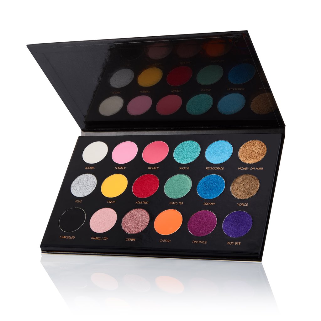chickcosmetics's tweet image. Nobody:

Chick Cosmetics:  the new Nightwind Eyeshadow Palette 🎨 is back!