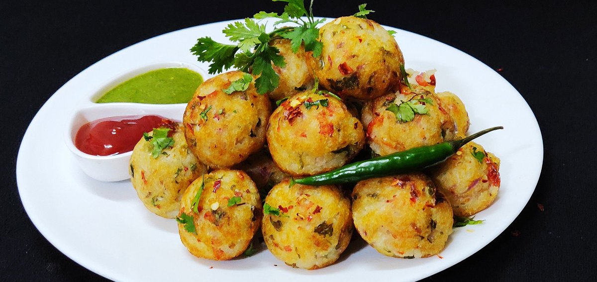 agarwalsunita30's tweet photo. Yummy Poha Appe Recipe - Chiwda appe recipe.
#pohaappe #foodie #breakfast
#Cooking #foodlover #YouTube
#youtubeindia
https://t.co/Ps31wrLSGy https://t.co/Uz4c06ntlf
