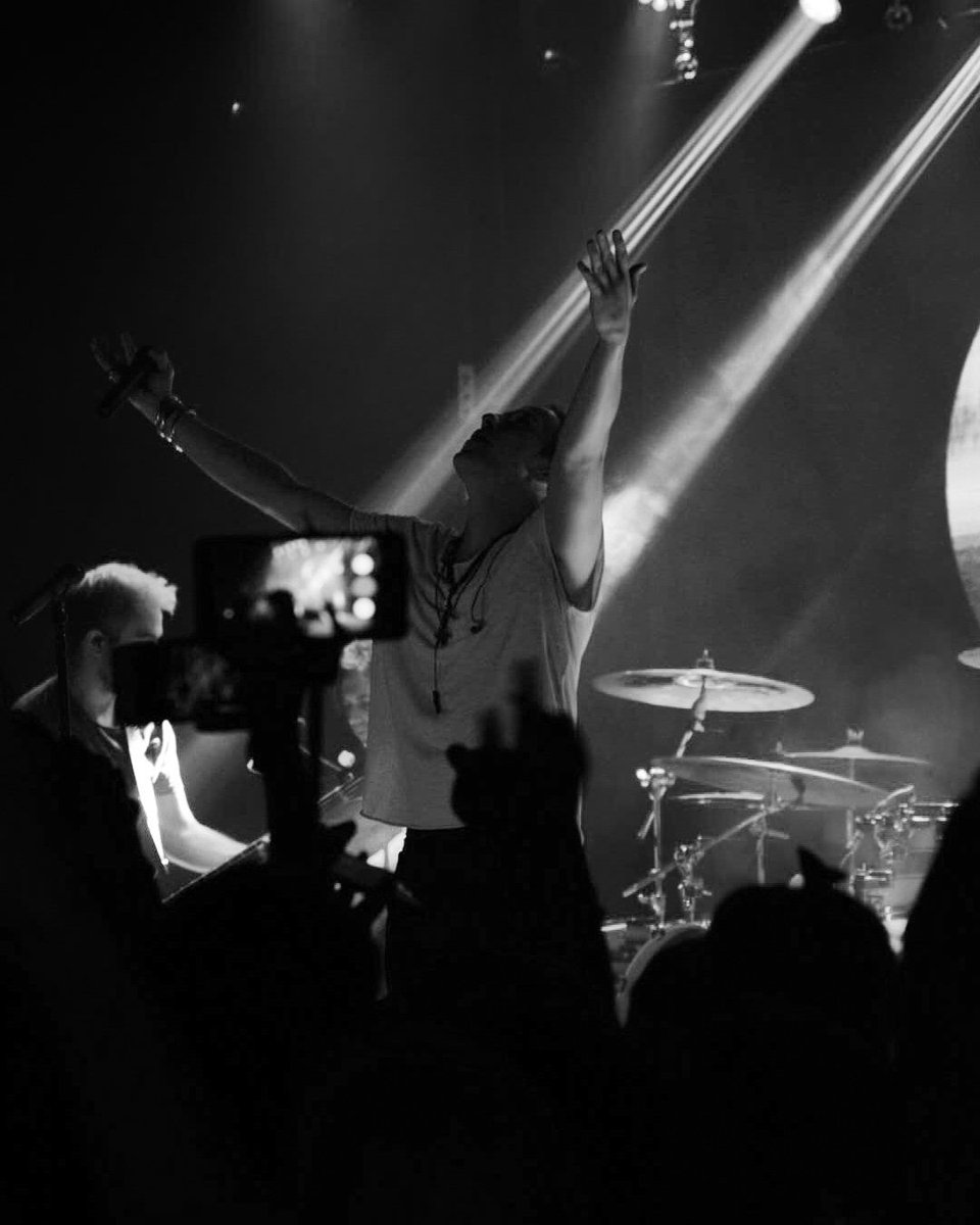 GuidoAIRBAG's tweet image. Otra noche hermosa con amigos!
gracias!