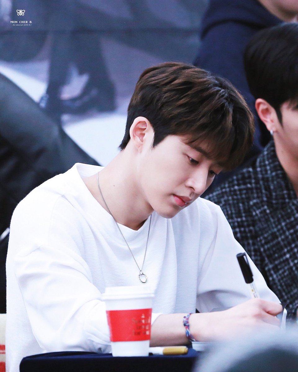 _binkyt's tweet photo. #KimHanBin #Hanbin #lovely #oneandonlyBI https://t.co/7dumqLjf5K