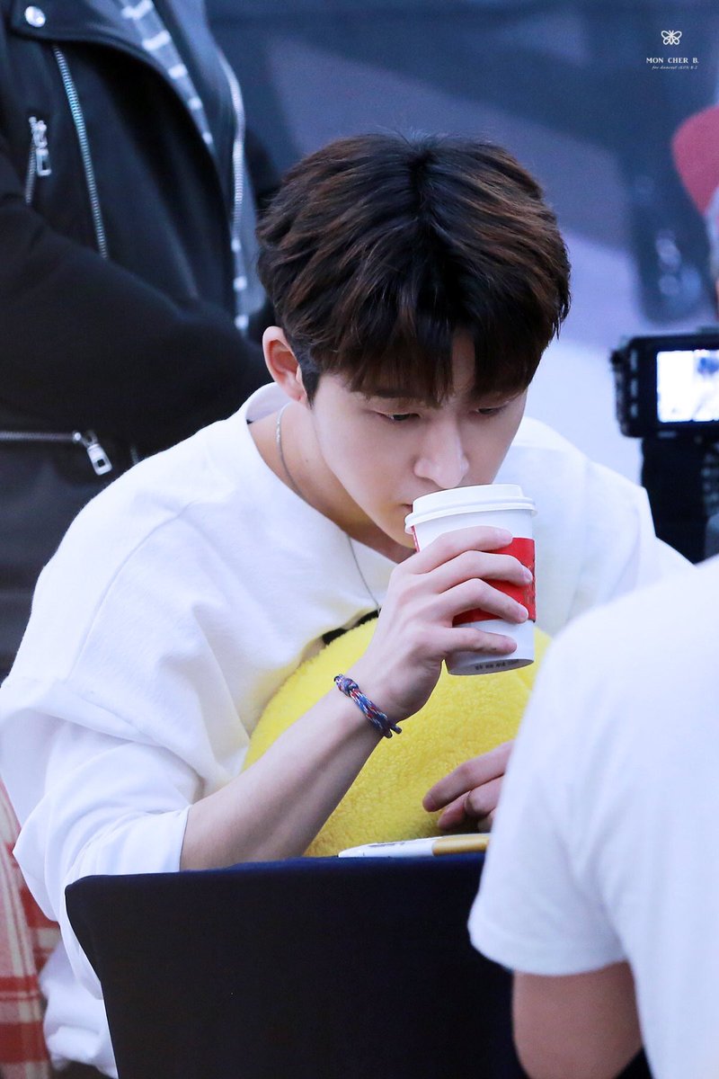 _binkyt's tweet photo. #KimHanBin #Hanbin #lovely #oneandonlyBI https://t.co/7dumqLjf5K