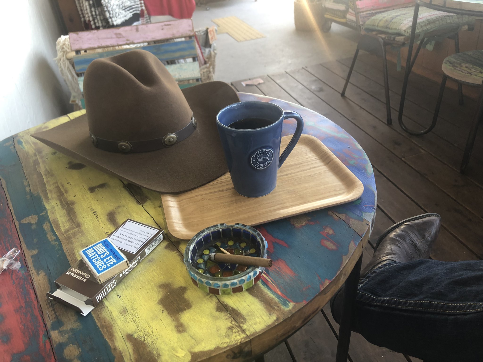 Wild Bill Juliet The Gus 馬に乗ると見える景色が変わる Western Cowboyhat Stetson Cowboyboots Modernwestern ちょっと時間が空いたので いつもの場所でコーヒー 今日は丸腰ですよw さすがに普段着なのでoldwest感は少なめ T Co Wild Bill Juliet The Gus 馬に乗ると見える景色が変わる Western Cowboyhat Stetson Cowboyboots Modernwestern ちょっと時間が空いたので いつもの場所でコーヒー 今日は丸腰ですよw さすがに普段着なのでoldwest感は少なめ T Co