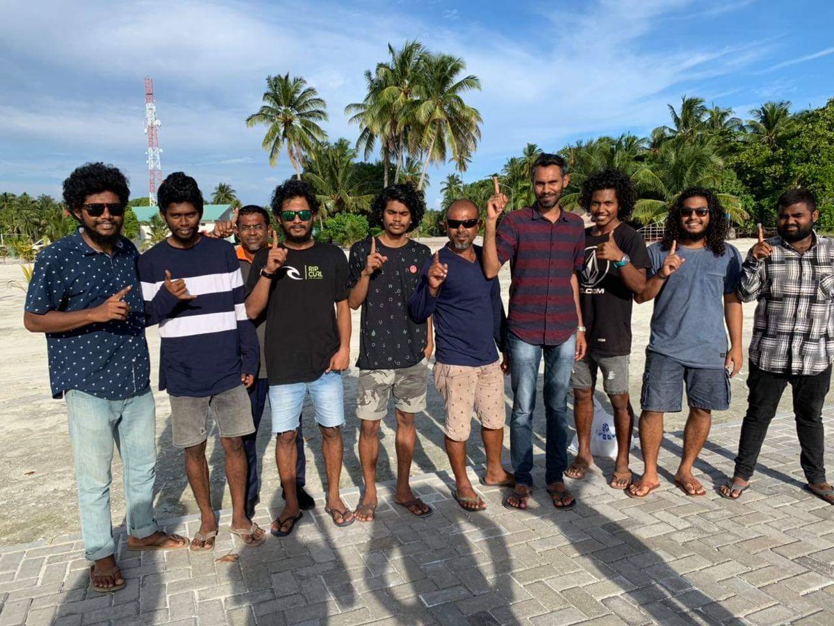 KondeyPnc's tweet photo. Mi photo thakun fenna gina mehun vote dhevvee, Ahmed saeedh ah
@AfeefAbdhulla ah dhalha dhekke...!!! https://t.co/gTyKjw4Kpv