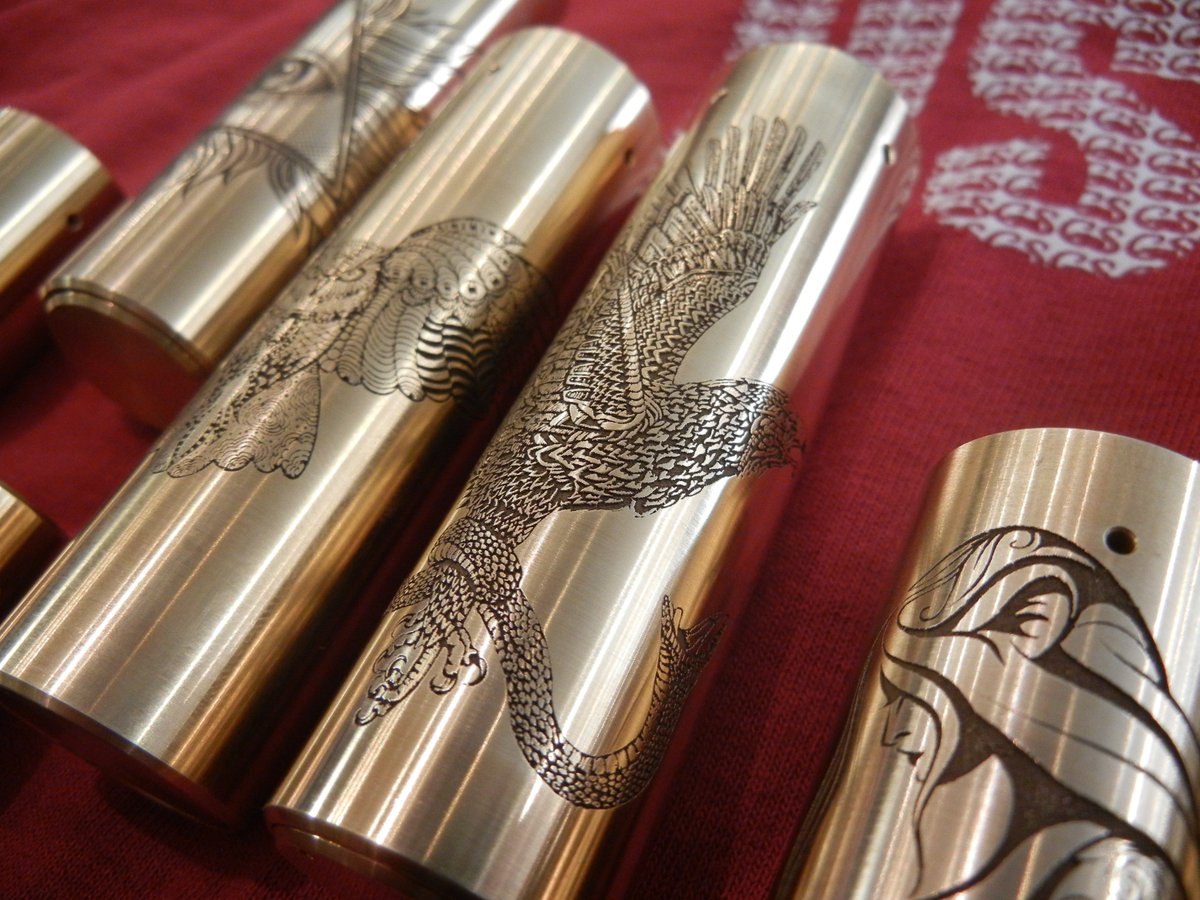 bakuendo_vape's tweet photo. ROGUE USA

大人気のアメリカンMOD
彫刻が素晴らしい・・・

#ROGUE #Rainmaker #Illuminati #Purity #AmericanAngel #TheKingMustDie #FlyByNight #OctoSkull #Stalemate #Wisdom #vape #liquid #bakuendo #爆煙堂 #電子タバコ #ベイプ #水戸 #水戸市 @爆煙堂 https://t.co/S2qjQjm6nc