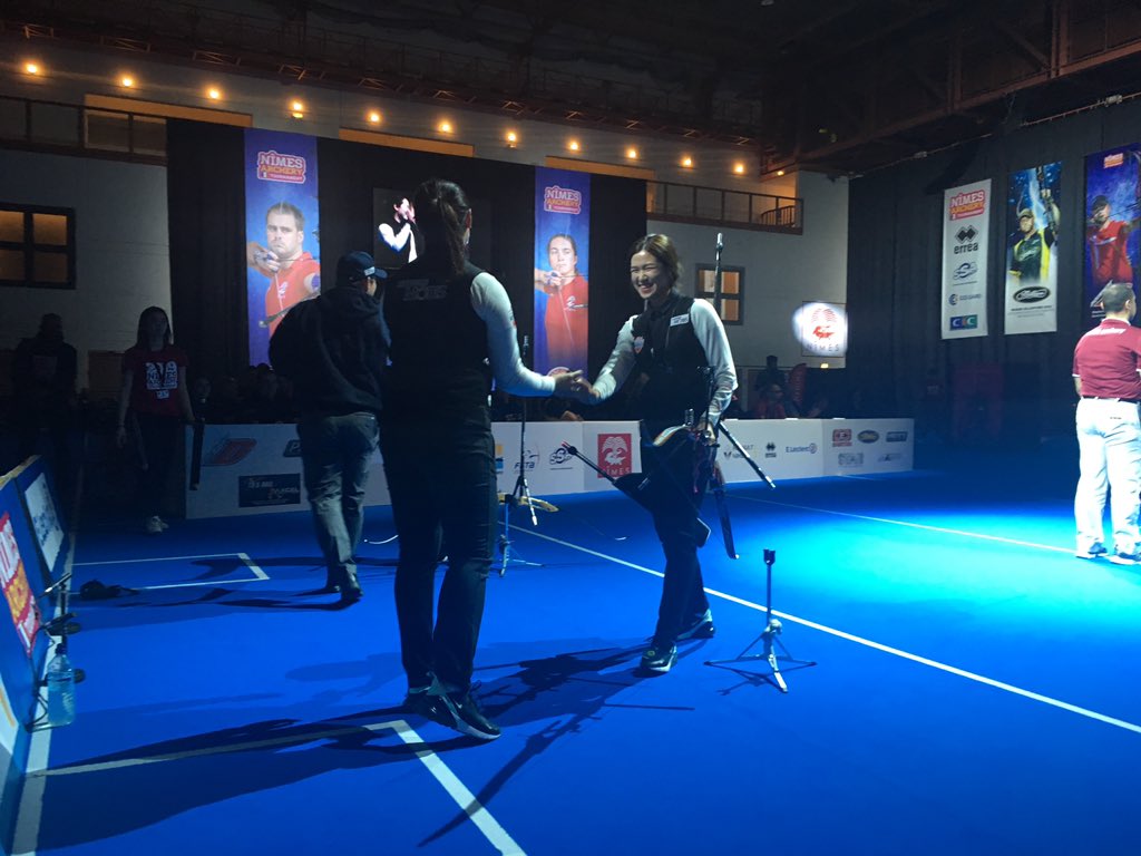 Lot of 10-10-10 in this bronze recurve match. #NimesArchery