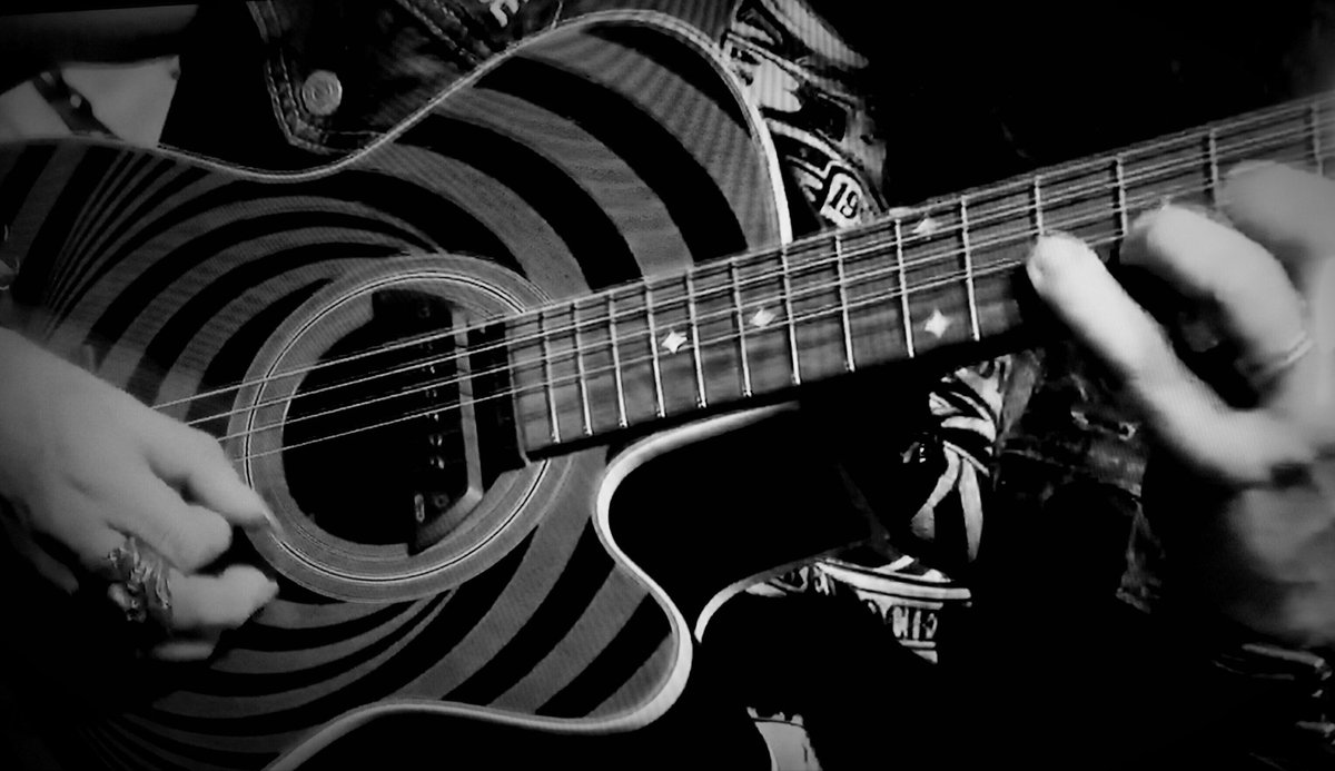 TARS_9000's tweet photo. #InMyTVNow

Mr @ZakkWyldeBLS https://t.co/MbdLhnWI88