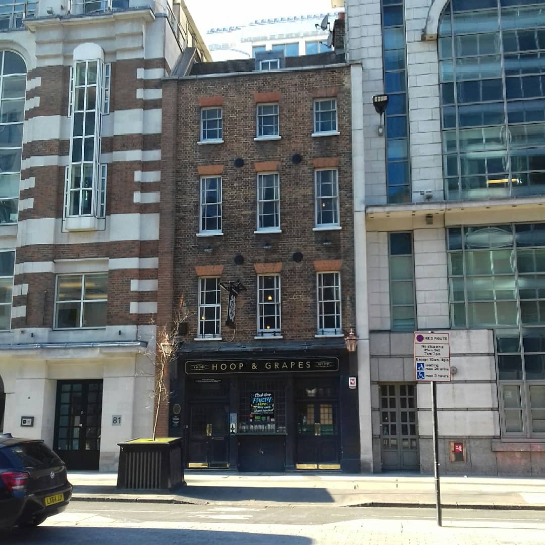 homesandlines's tweet image. Another short visit to #London and those chances to take pictures of its beautiful architecture.

A lovely building to spot around almost every corner.

#architecture #buildings
@London  @visitlondon 
@LDNArchitecture