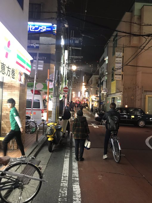 火事 兵庫県西宮市甲風園1丁目 西宮北口駅付近の牛角から火災 駅出た瞬間焦げ臭かった まとめダネ 火事 兵庫県西宮市甲風園1丁目 西宮北口駅付近の牛角から火災 駅出た瞬間焦げ臭かった まとめダネ