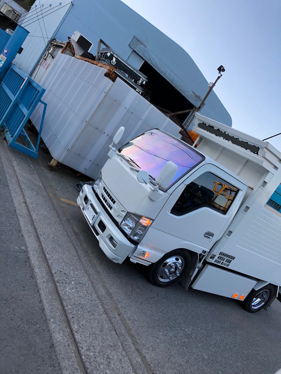 ダンプ屋さん Pa Twitter 昨日カッコイイ2t車いたー