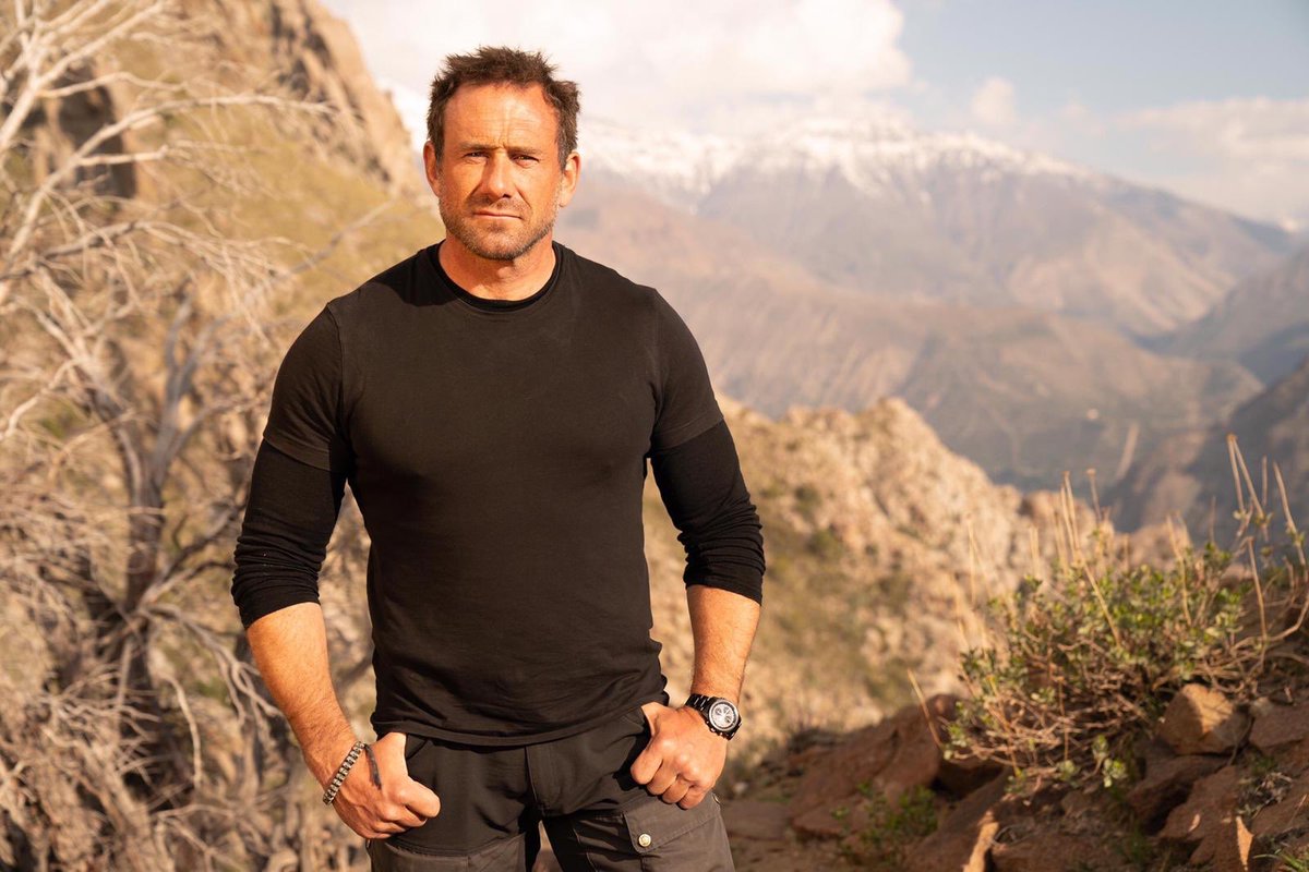 jason_carl_fox's tweet photo. When you’re in pain and mentally exhausted, having the right mindset is what will help you reach your goal, tonight we test who’s got it! 👊🏻 #SASWhoDaresWins https://t.co/zIZi7tEmkI