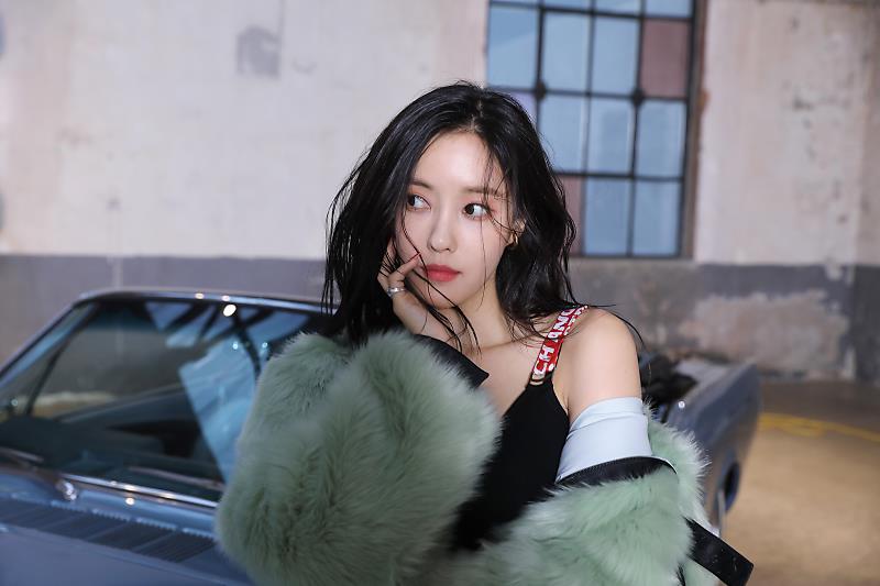 74E0H's tweet image. 😍

#효민 #HYOMIN #으음으음
