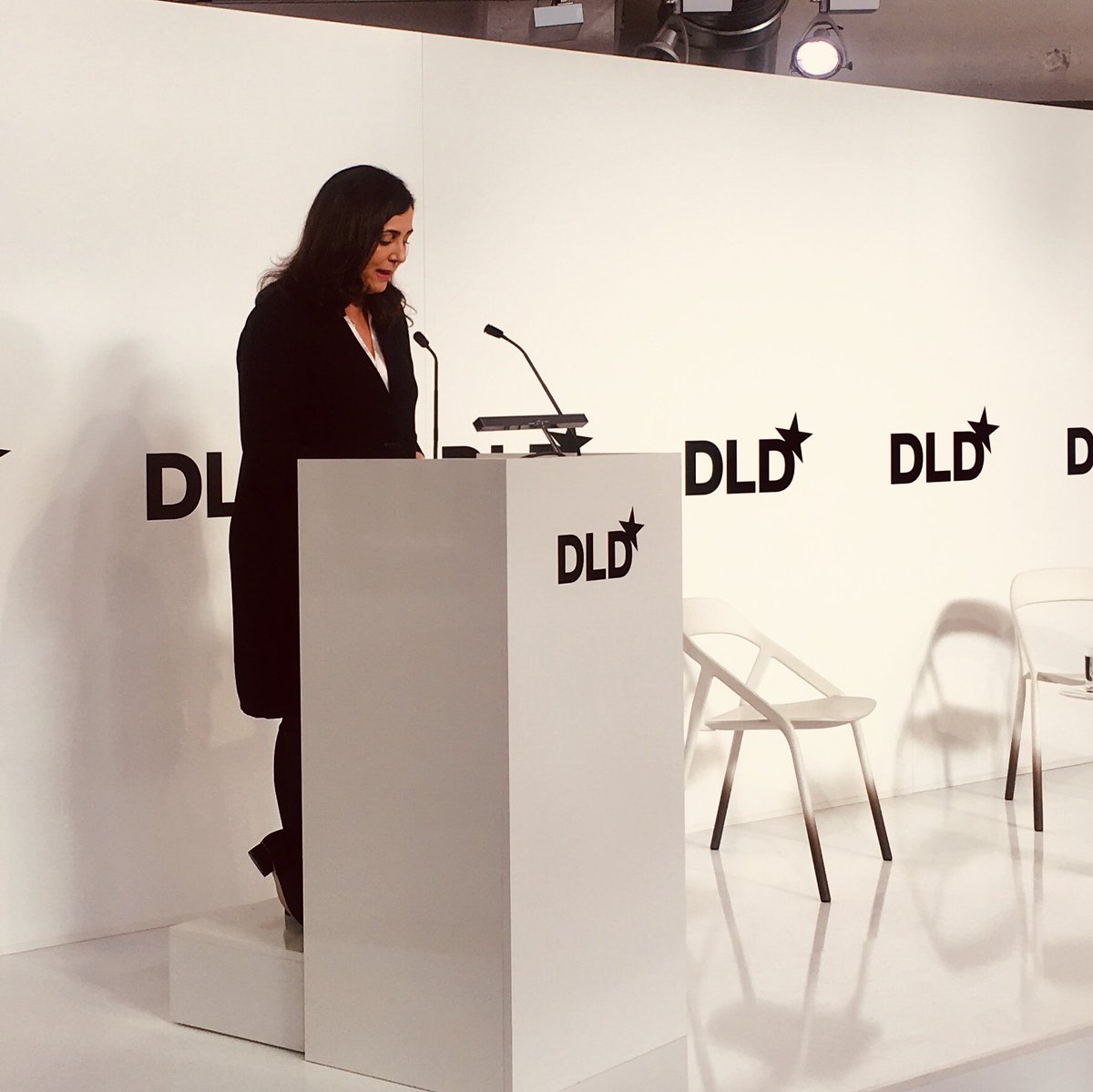 DLDConference's tweet photo. Today there are an estimated 9,000 untreated diseases (and 300 million people suffer from rare diseases) @joannashields⁩ from ⁦@benevolent_ai⁩ on how technological advancement can help curing those diseases. #ArtificialIntelligence #DLD19 #HealthTech https://t.co/r5N6kKBjNv