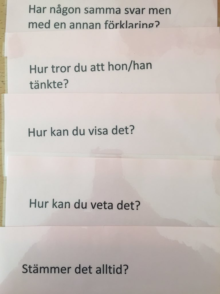 Hämtat stödstrukturer som mina elever använde när jag var verksam lärare. Synd att de ska ligga på vinden så nu ska de vidare till verksam lärare som har elever. @carmenwinding #carmenwinding